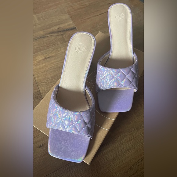 URBAN OUTFITTERS-NWT/Box Women's Quilted Lavender Sandals - Picture 14 of 16